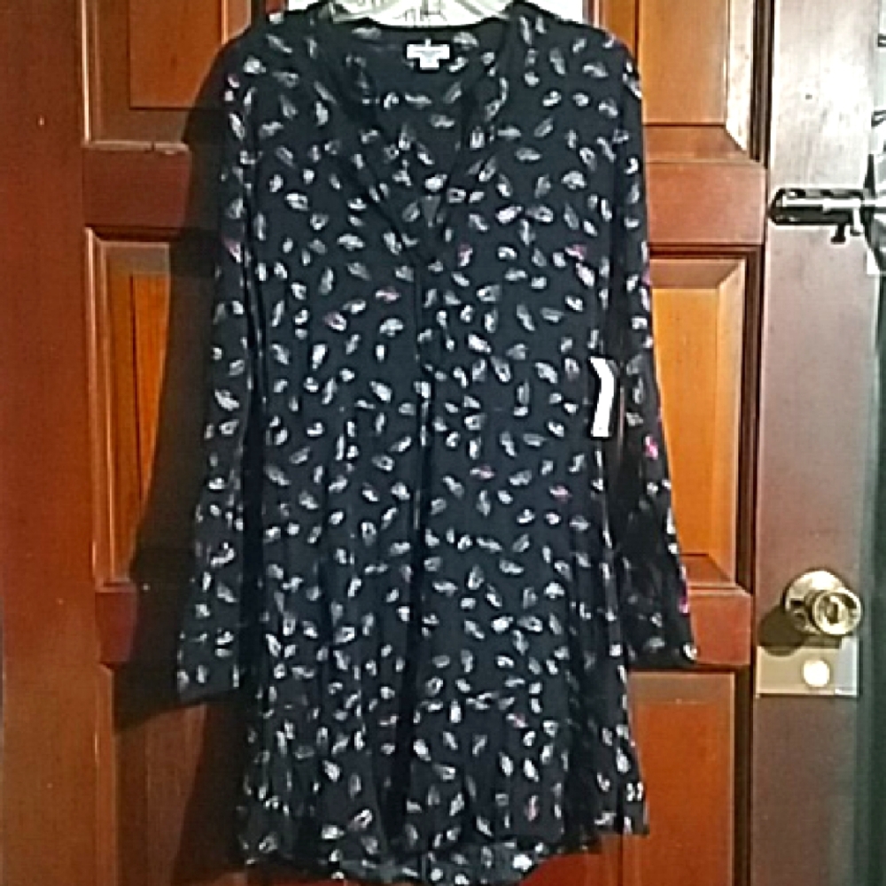 Brand New Splendid Black Dress with Feather Pattern, Size:XS, NWT
